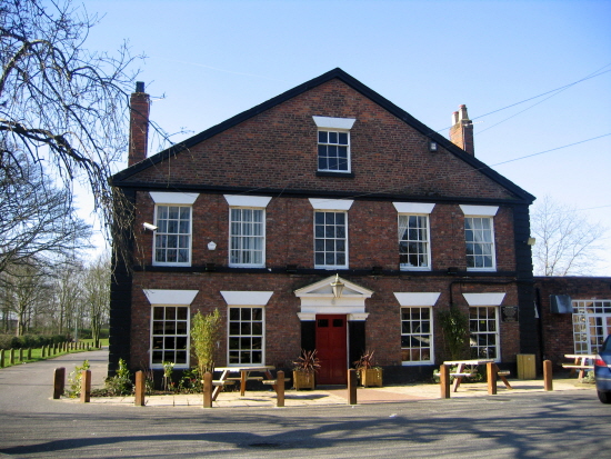 Castle Hotel, Halton Village