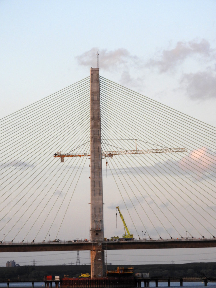 Runcorn crane half down