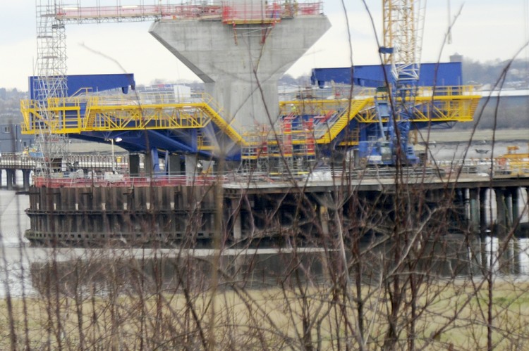Bridge concrete road builder