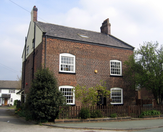 Old hall farmhouse, Moore